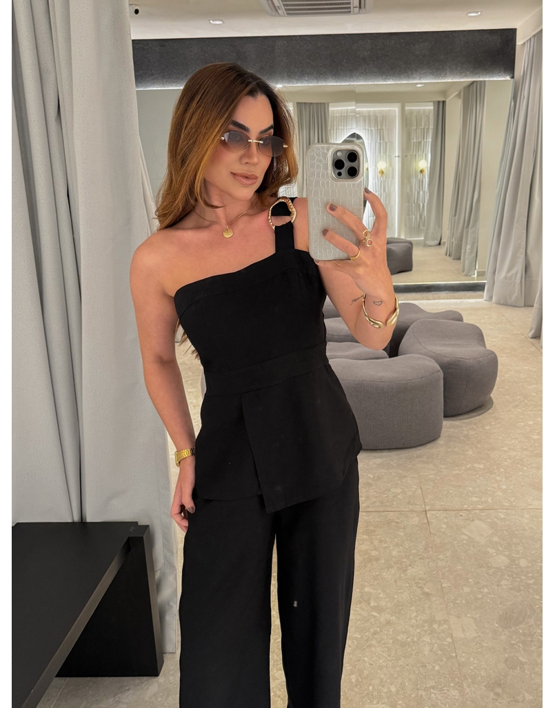 Macacão Fivela Cibele Preto