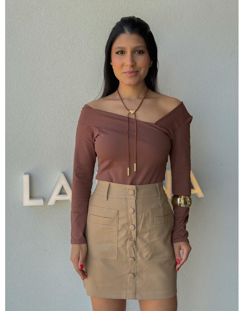 Body Decote Assimétrico Luna Café 