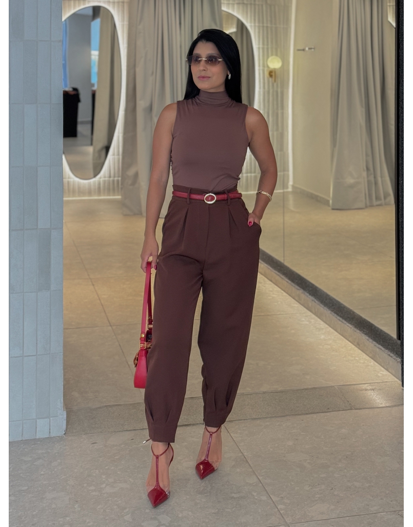 Calça Alfaiataria Cenoura Café