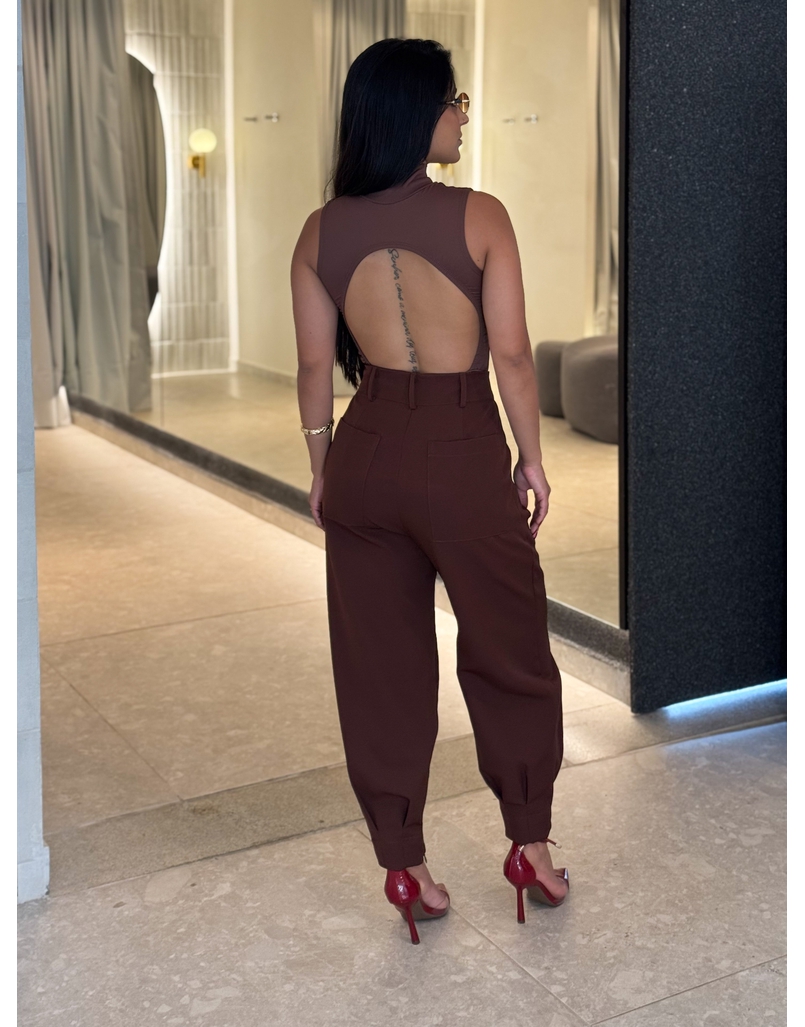 Calça Alfaiataria Cenoura Café