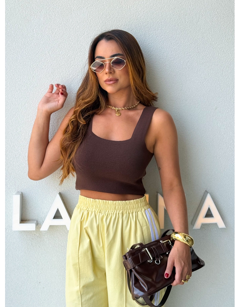 Blusa Gola Quadrada Marisa Café