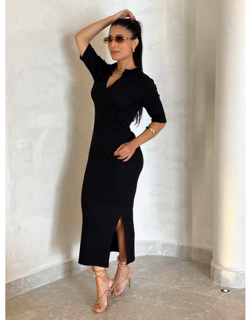 Vestido Canelado Gola Polo Tais Preto
