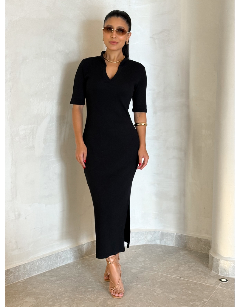 Vestido Canelado Gola Polo Tais Preto