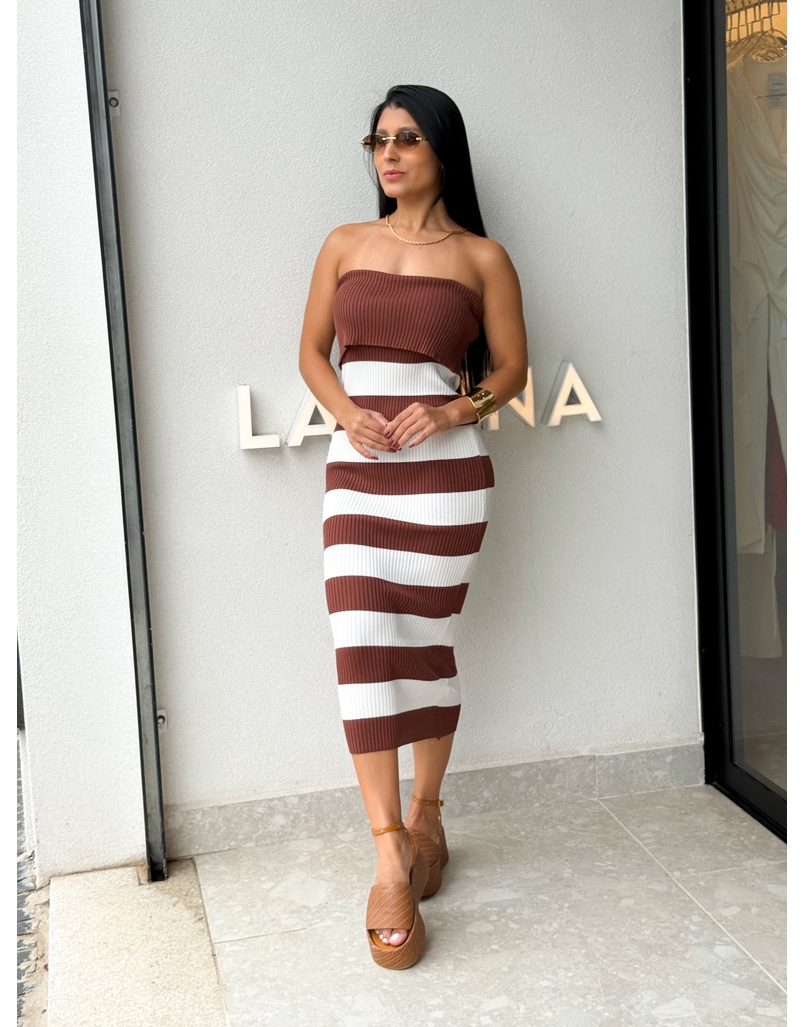 Vestido Tomara que Caia Listrado Café 