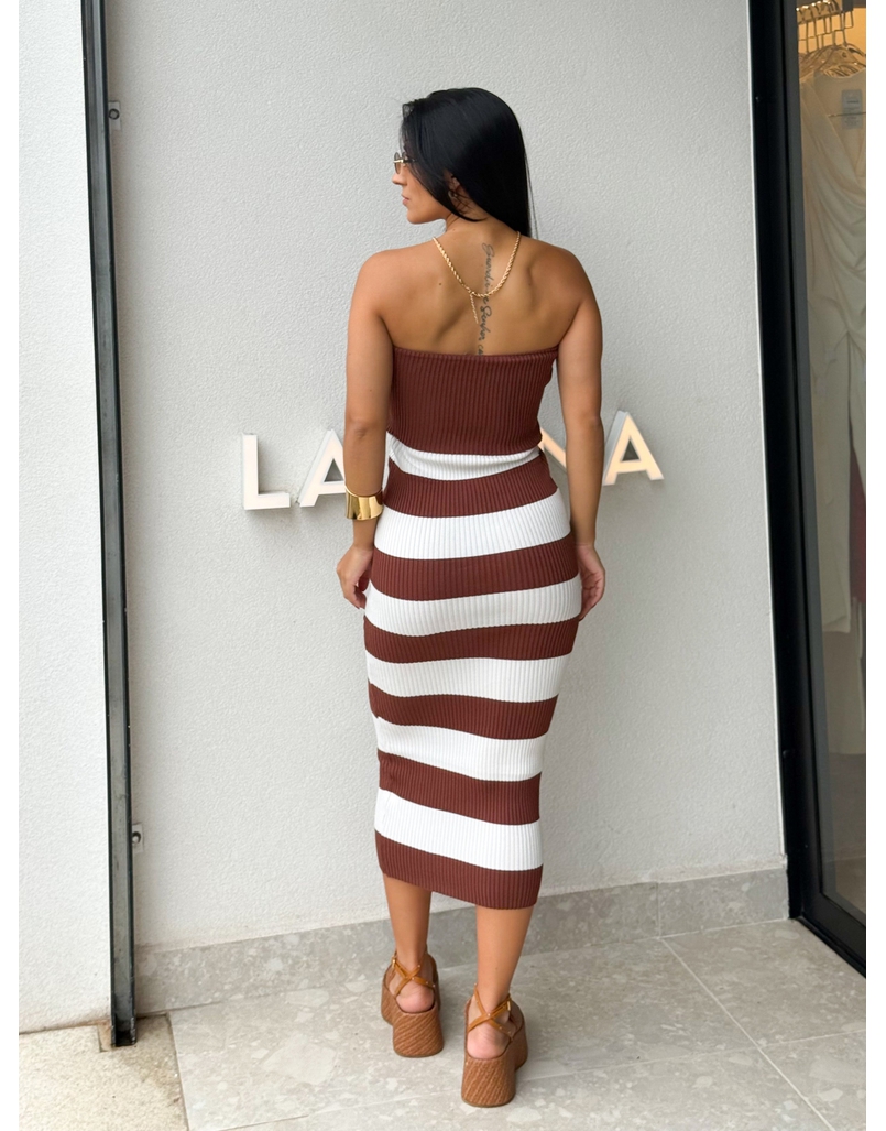 Vestido Tomara que Caia Listrado Café 