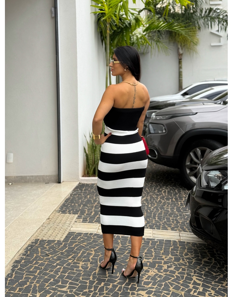 Vestido Tomara que Caia Listrado Preto