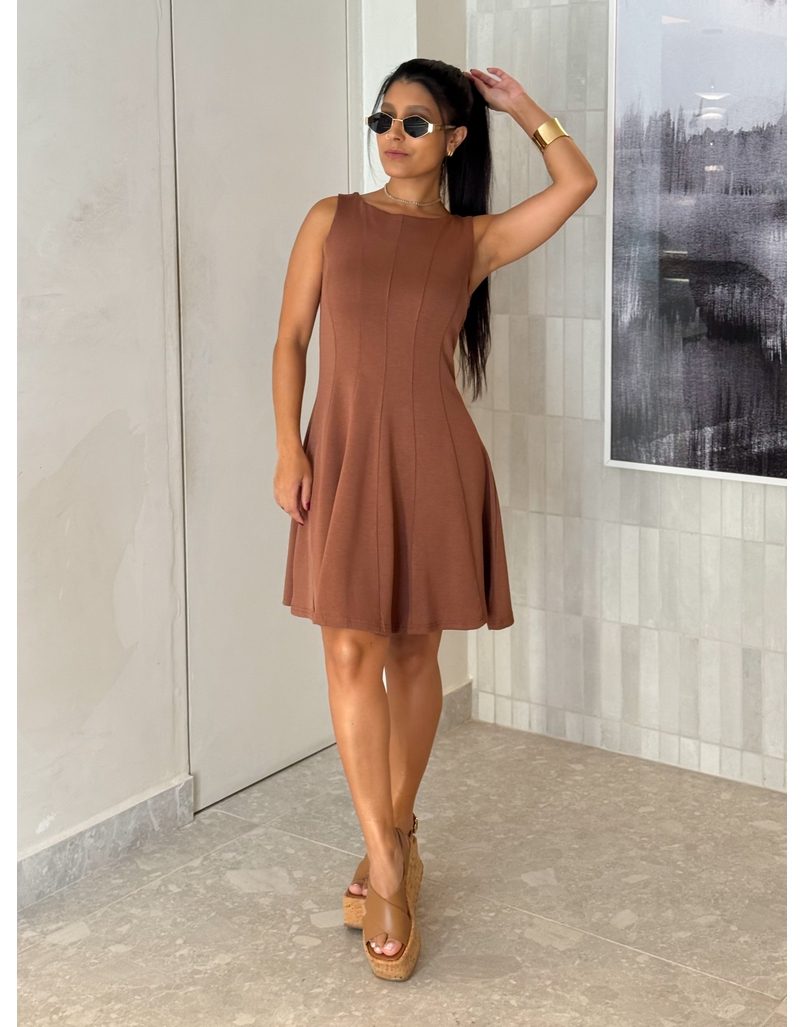 Vestido Regata Evasê Laila Marrom