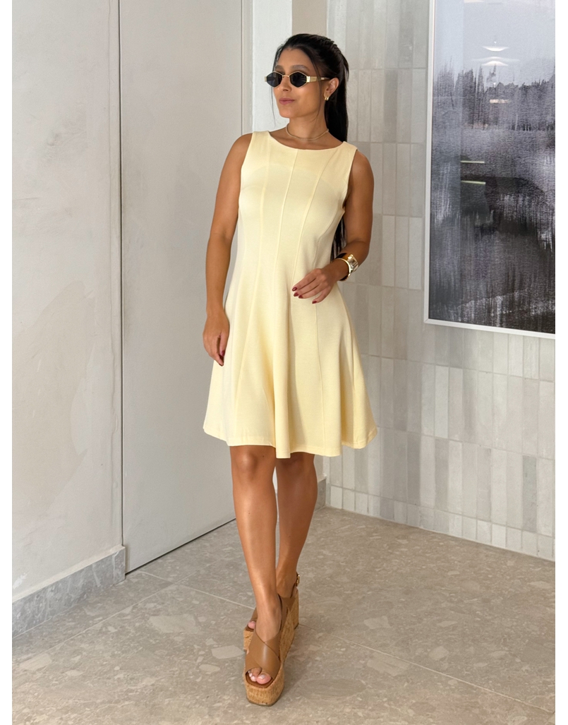 Vestido Regata Evasê Laila Manteiga