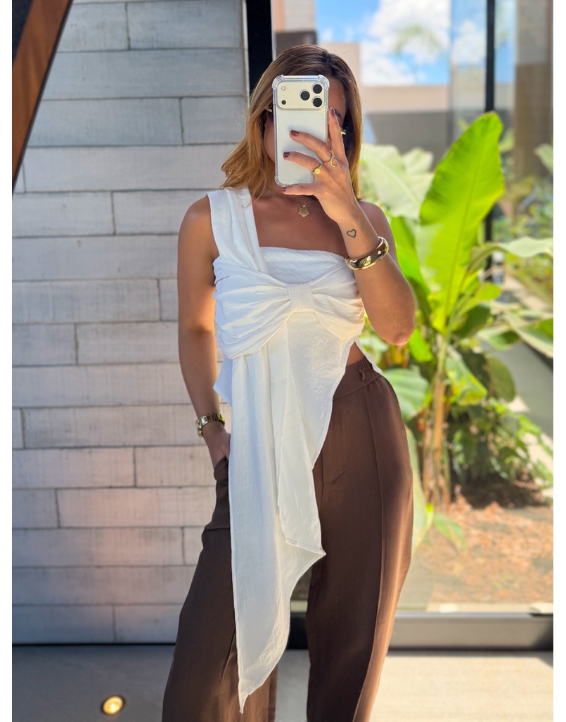 Blusa Tomara que Caia Samanta Off