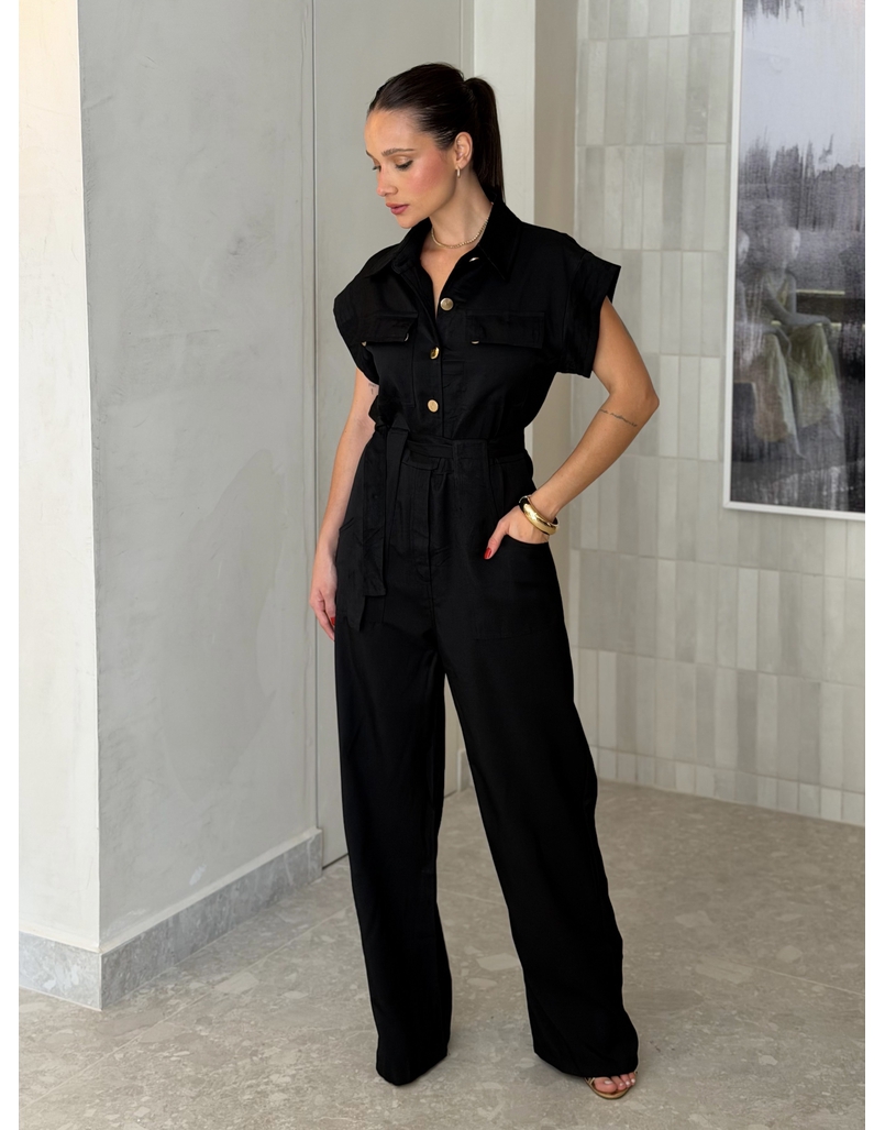 Macacão Botões Maristela Preto 