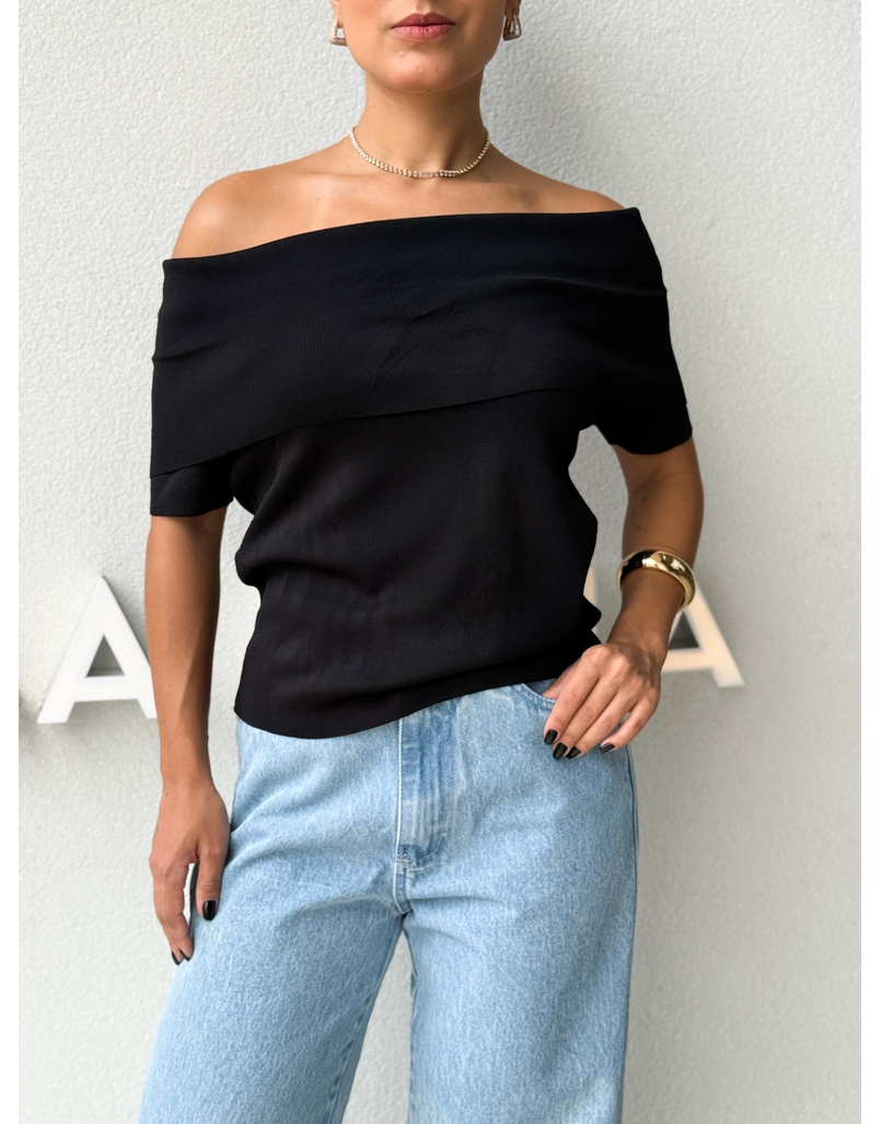 Blusa Ombro a Ombro Aura Preta