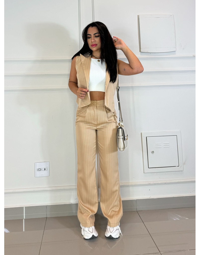 Conjunto Calça Risca de Giz Nude