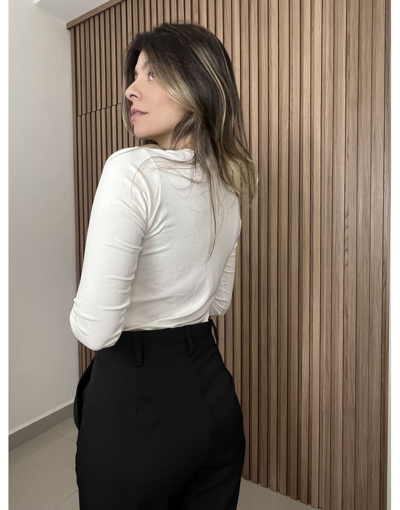 Blusa Basica Off