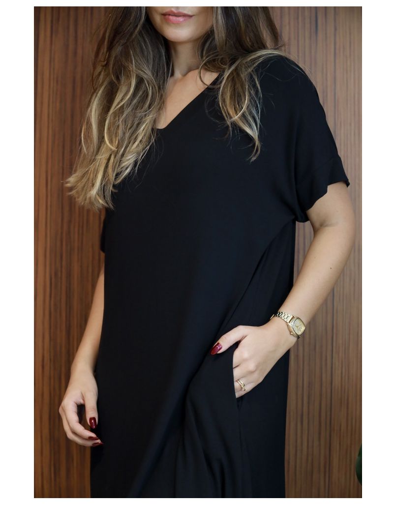 Vestido Midi Basic Preto.