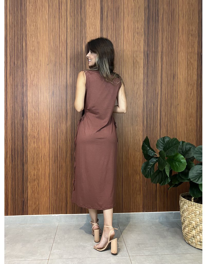 Vestido Recortes Malha Marrom