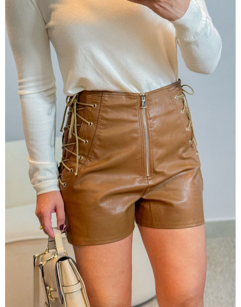 Short Couro Fake Romênia Caramelo 