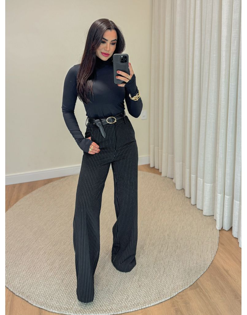Calça Pantalona Risca de Giz Preto 