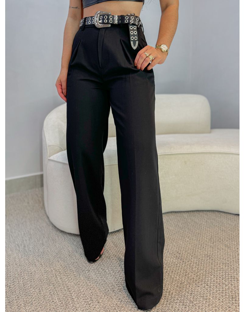 Calça Reta Premium Preta