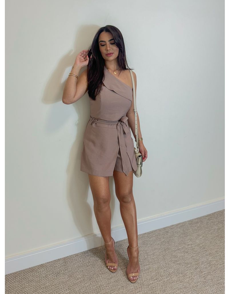 Conjunto Short Saia Líbia Avelã