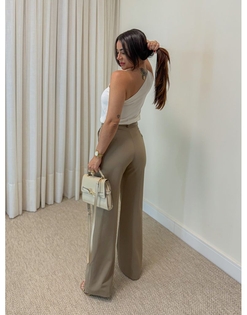 Calça Reta Premium Caqui