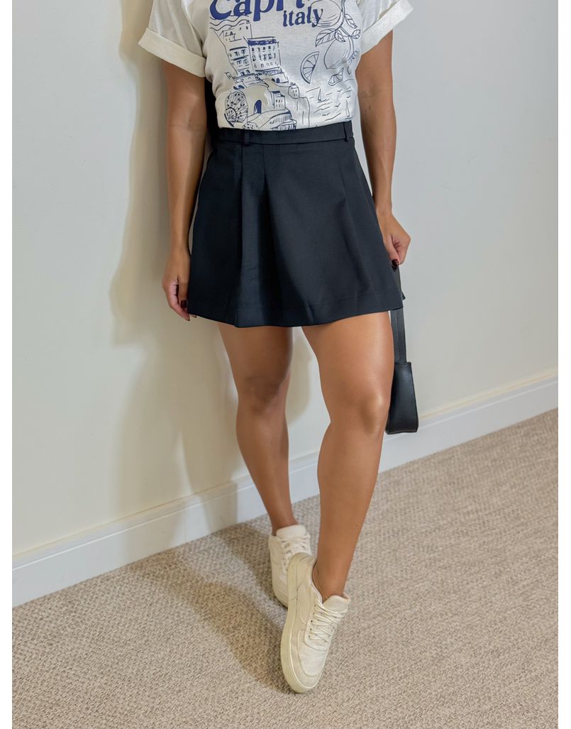 Short Saia Prega Preto