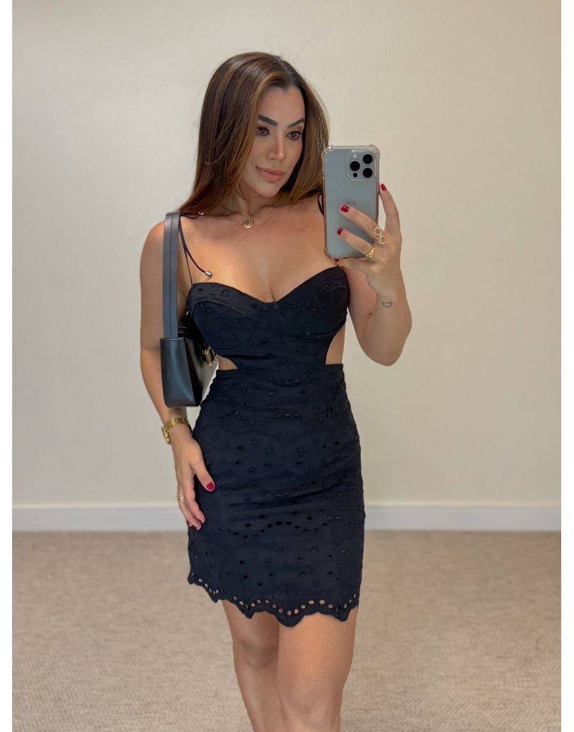 Vestido Laise Meia Taça Preto