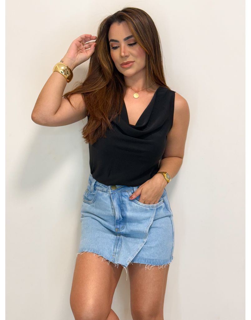 Blusa Gola Tania Preta - Loja La Mina 