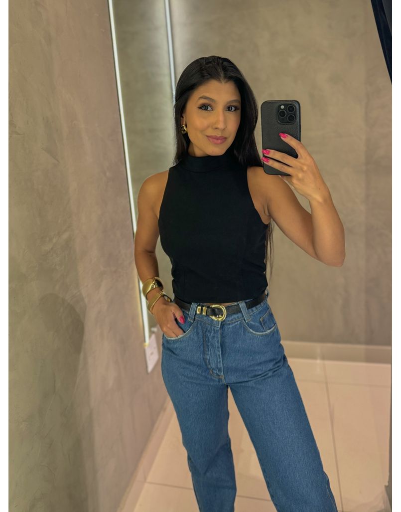 Blusa Gola Alta Lisboa Preta - Loja La Mina 