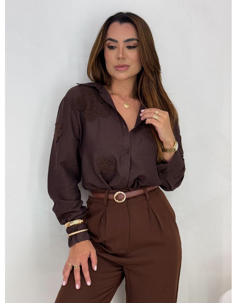 Camisa Bordada Paris Café - Loja La Mina 