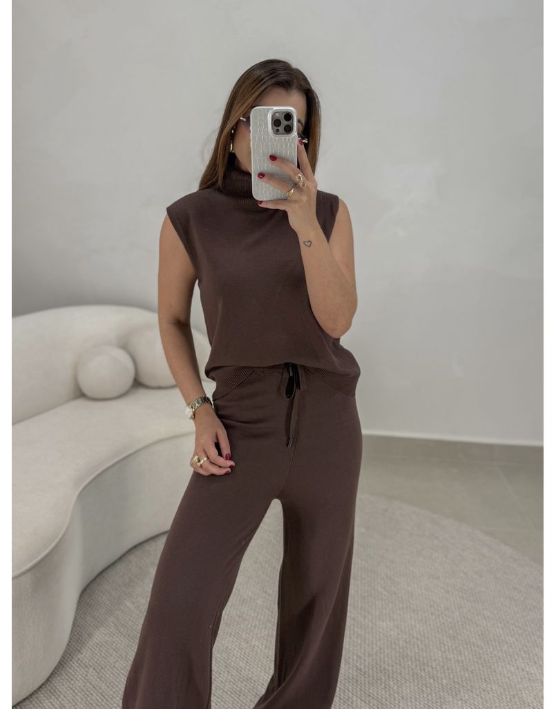 Conjunto Tricot Europa Café 
