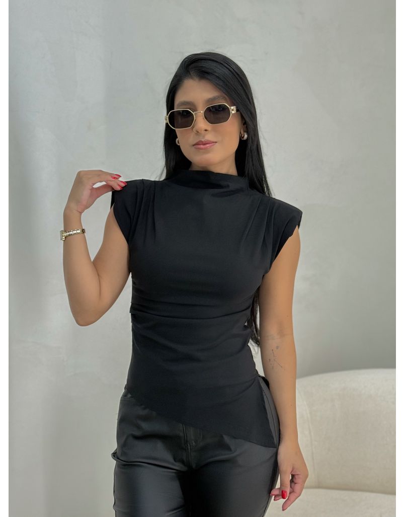 Blusa Assimétrica Nalla Preta - Loja La Mina 