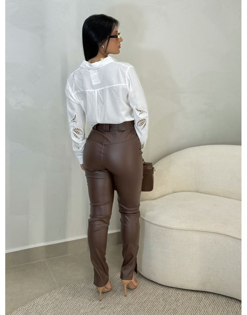 Calça Couro Fake Romênia Café 