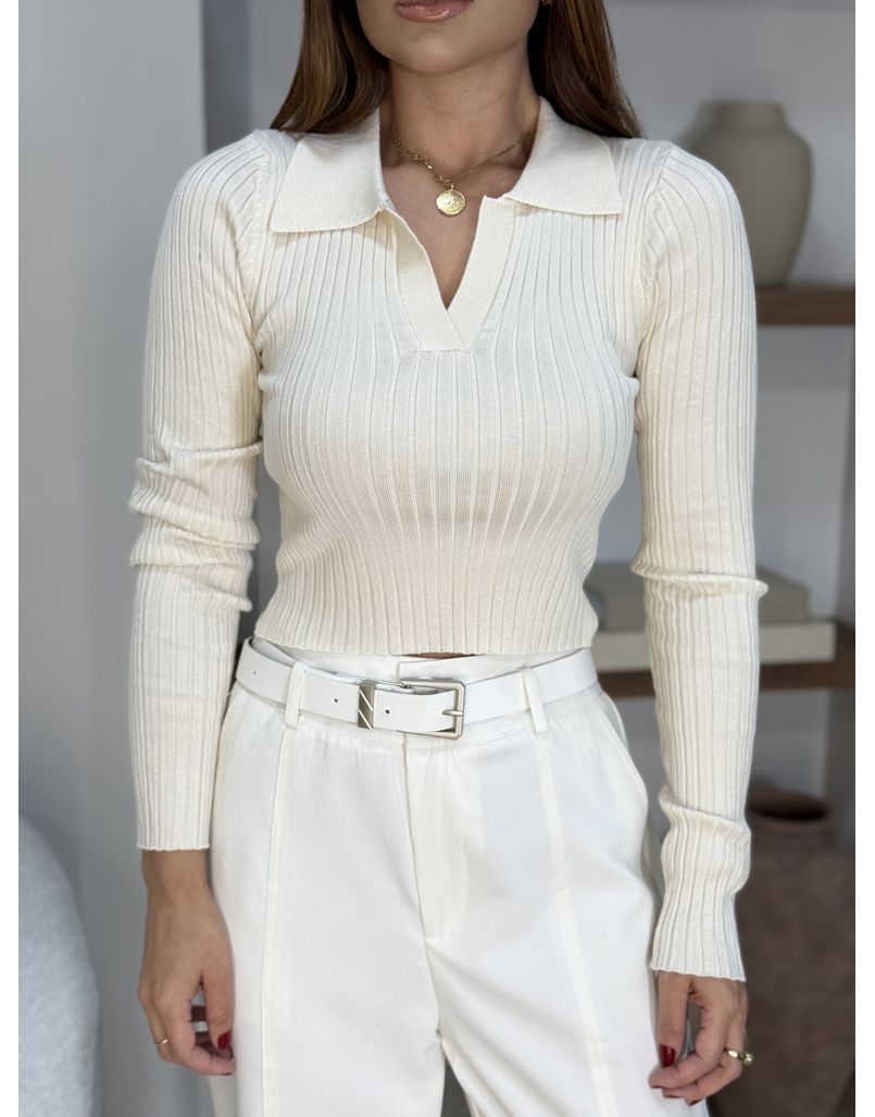Blusa Tricot Gola Polo Areia - Loja La Mina 
