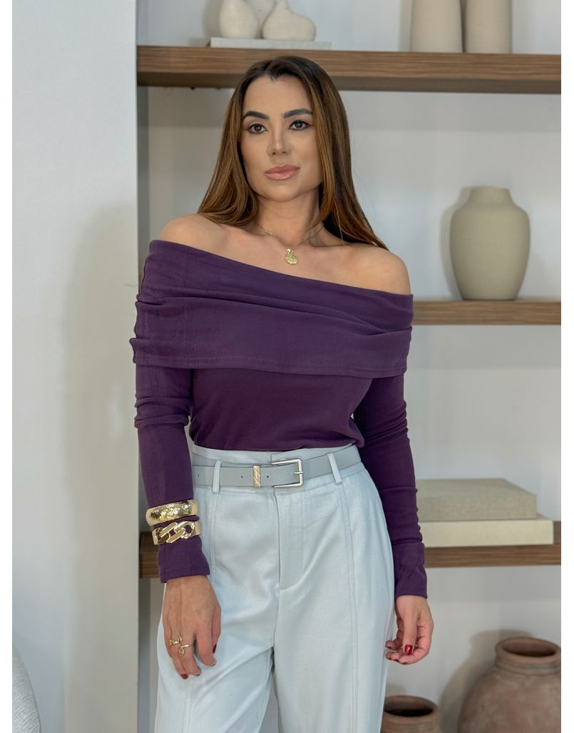 Blusa Ombro a Ombro Aveludada Uva