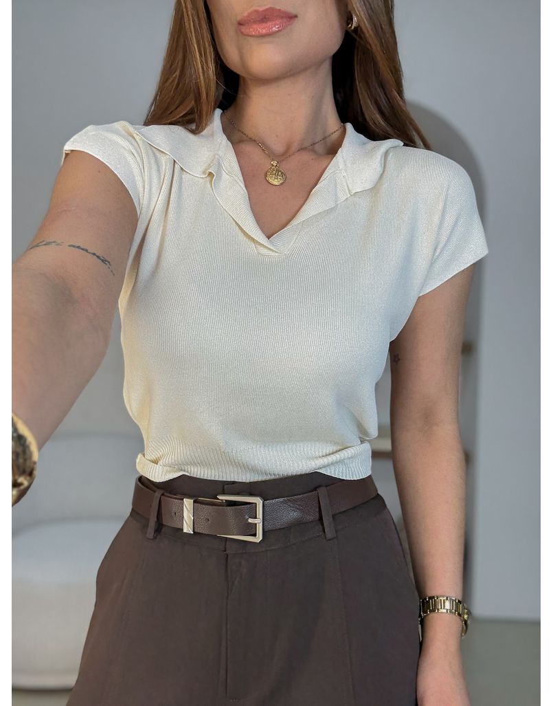 Blusa Manguinha Gola Polo Areia - Loja La Mina 