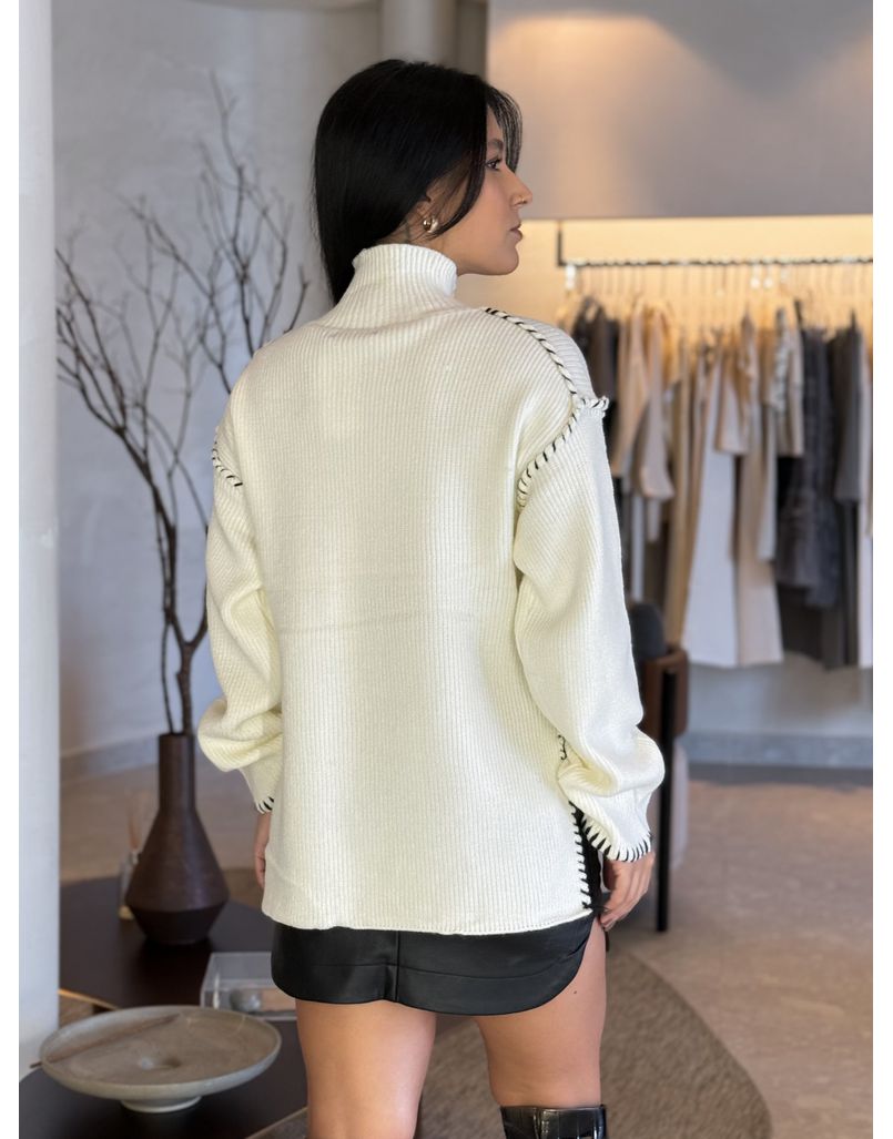 Suéter Tricot Off