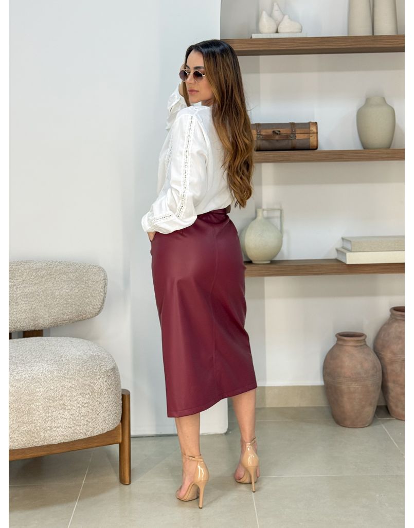 Saia Midi Resinada Cereja 