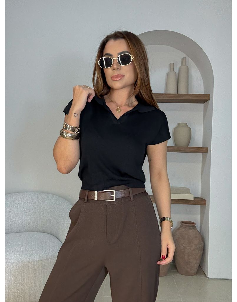 Blusa Manguinha Gola Polo Preta