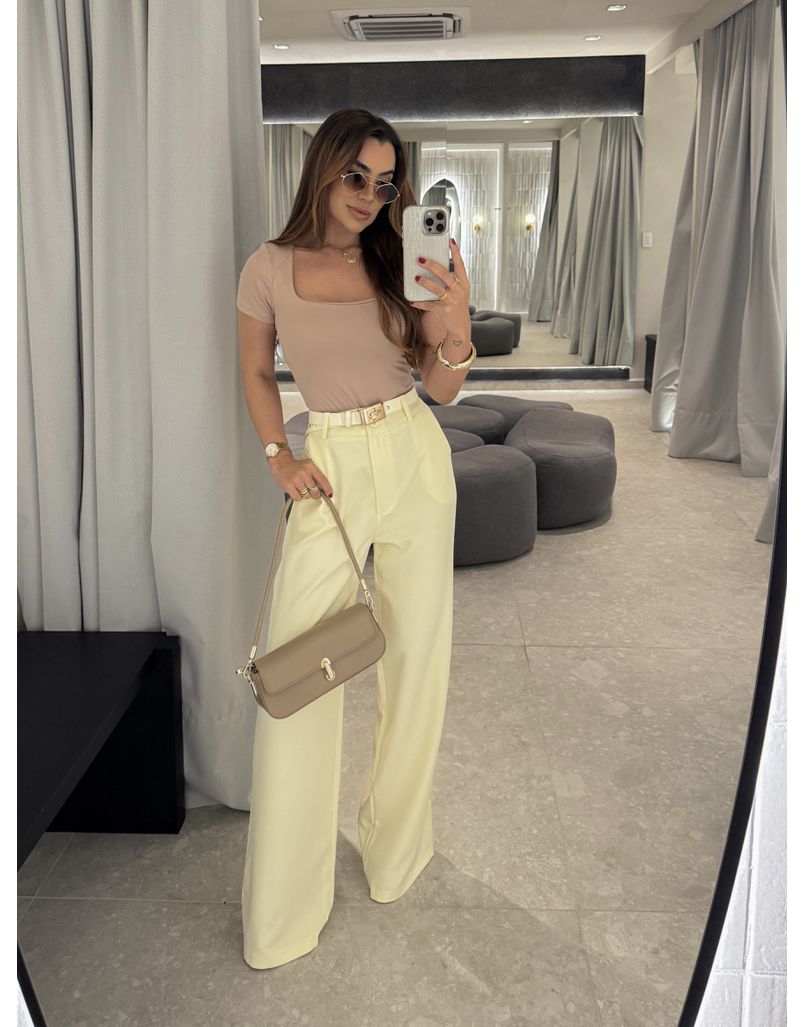 Calça Pantalona Beatriz Manteiga