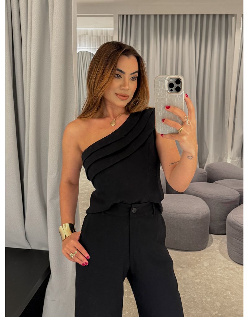 Conjunto Ombro Só Talia Preto