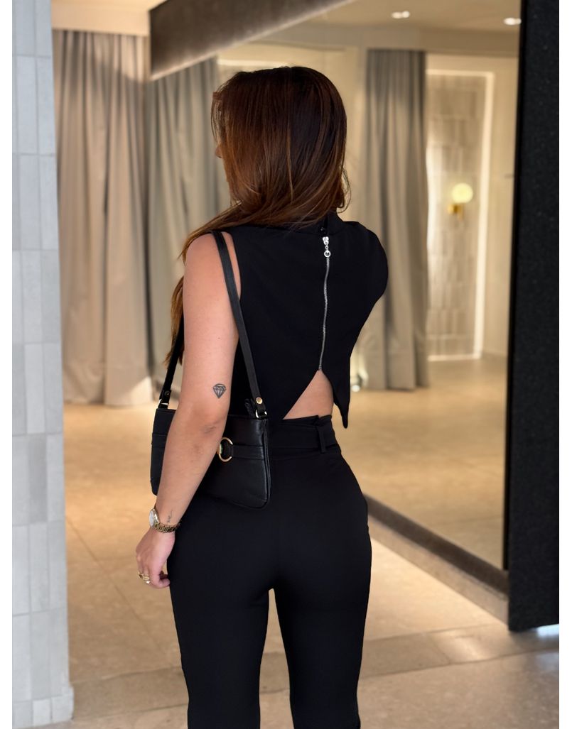 Blusa Alfaiataria Daiana Preta