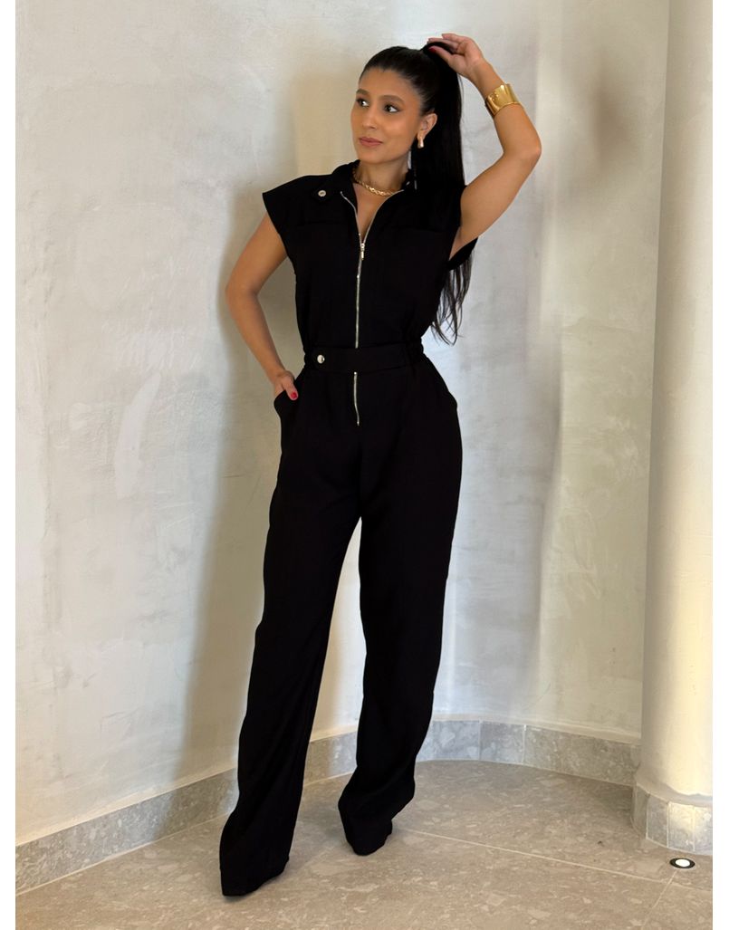 Macacão Tereza Preto 