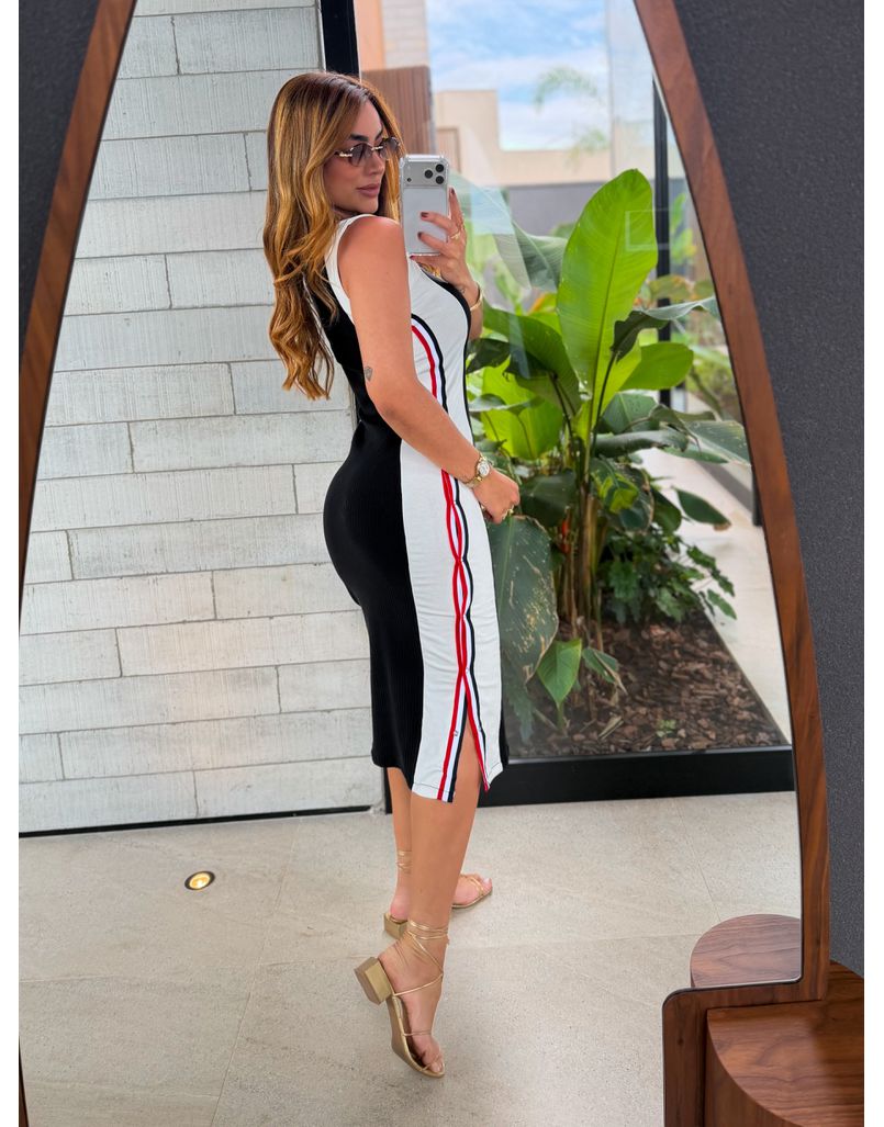 Vestido Canelado França Preto