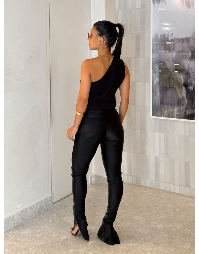 Calça Couro Fake Chay Preta