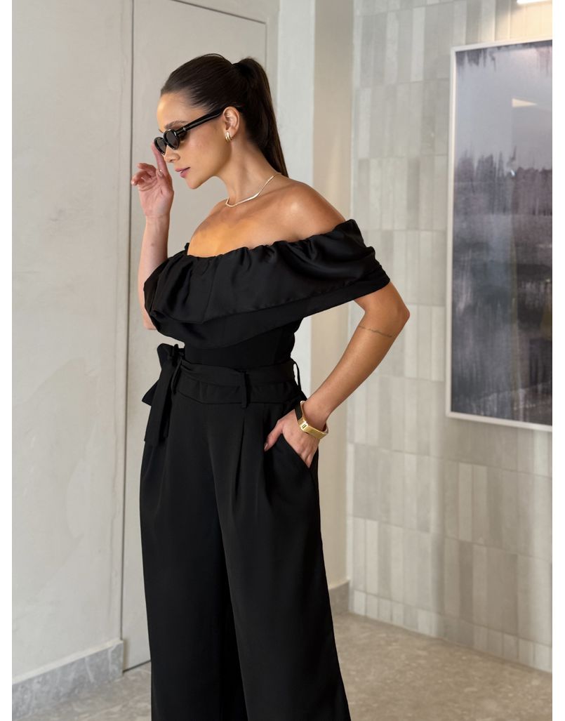 Body Ombro a Ombro Akira Preto