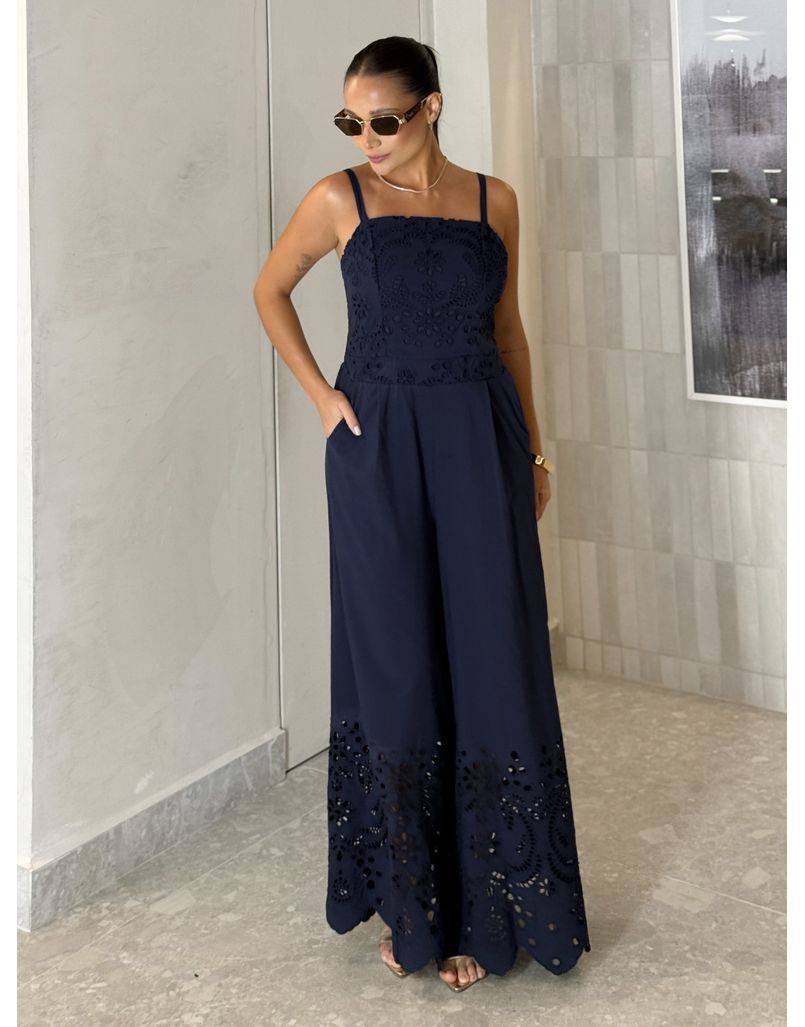 Macacão Laise Melissa Marinho 