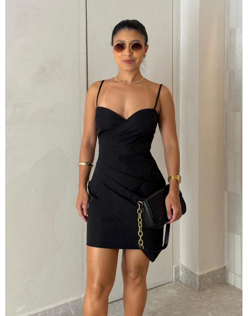 Vestido Assimétrico Beatriz Preto