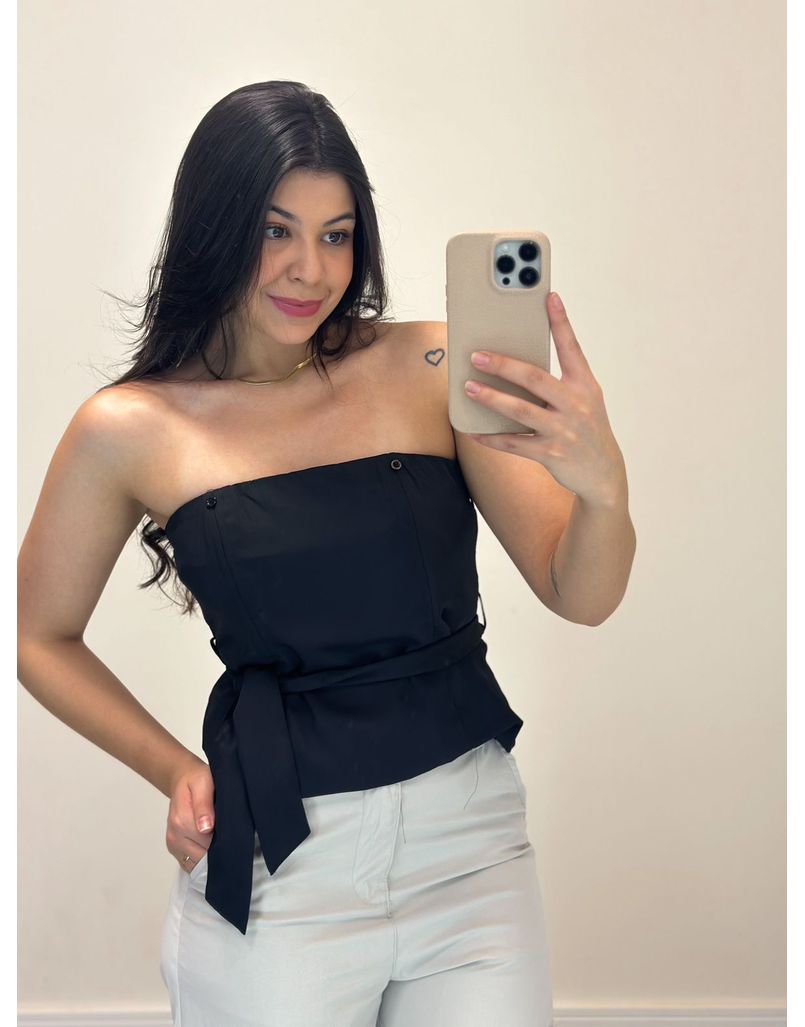 Blusa Liane Preta