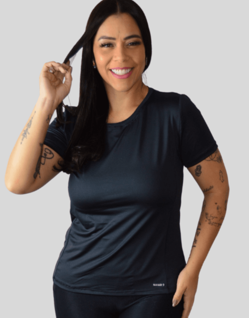 Camiseta B.T Feminina - Preto - MAHARI