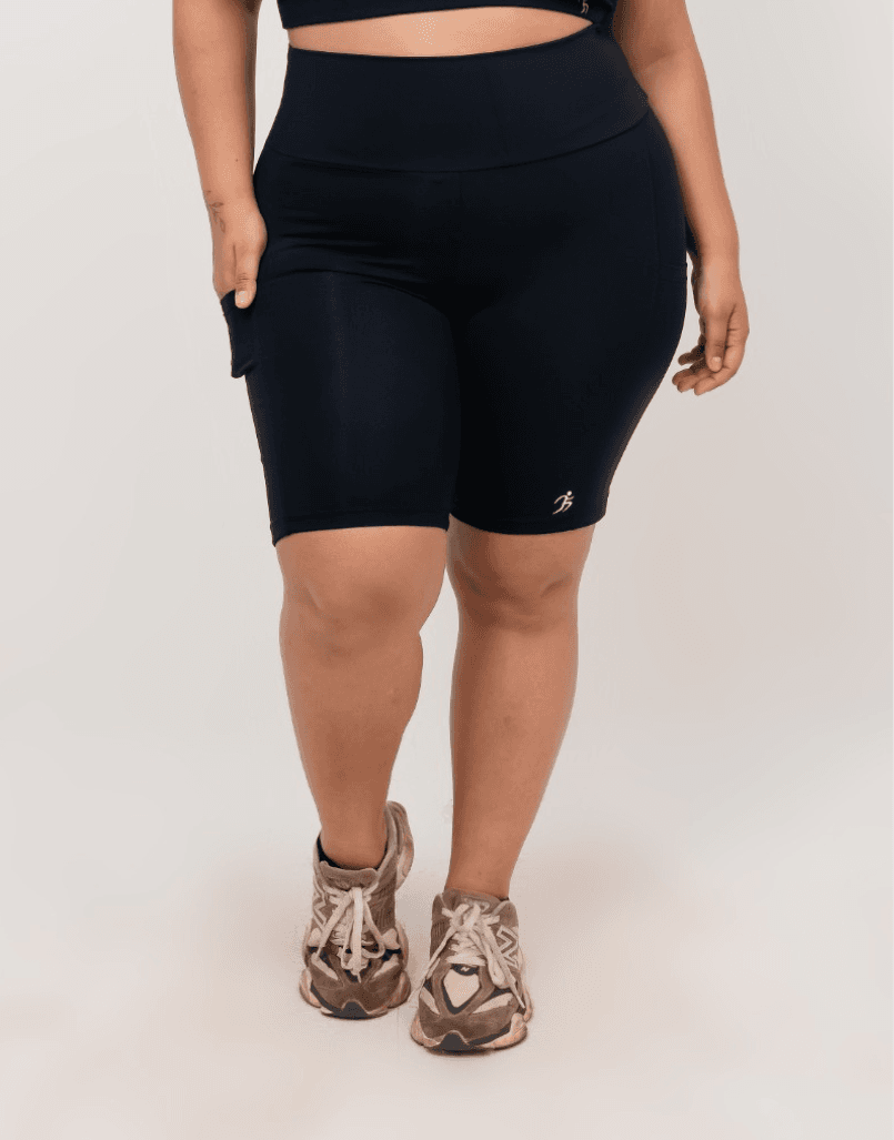 Bermuda Plus Size Preta - MAHARI